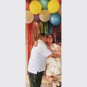 Meet your Posher, Dee